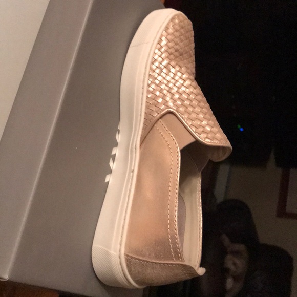 The Flexx slip on sneaker - Picture 2 of 4